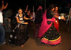 Гуджарат. Национальные танцы.